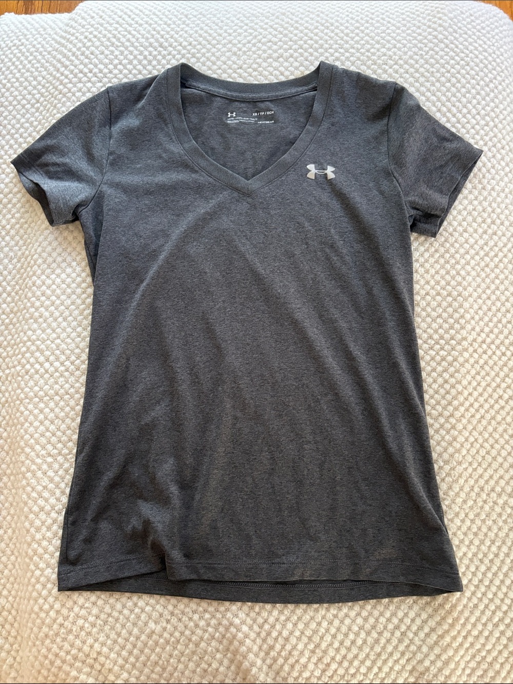 Under Armour Women's Dark Gray V-Neck Performance Tee